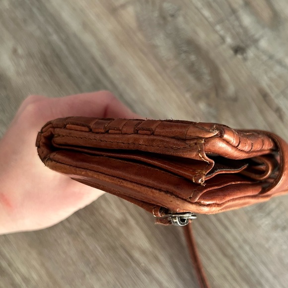 Vilenca Holland Wallet/Wristlet - Picture 13 of 16